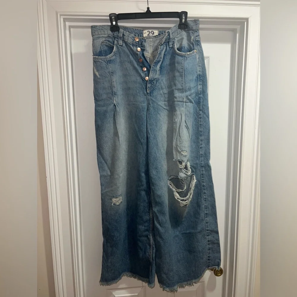Free People Ollie Jeans, NEW, size 29, We the Free Wide leg distressed - Picture 3 of 8